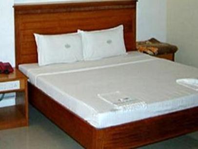 Hotel Chitra Park Tiruchchendur Ngoại thất bức ảnh