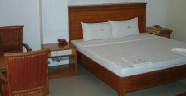 Hotel Chitra Park Tiruchchendur Phòng bức ảnh