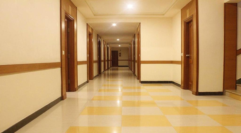 Hotel Chitra Park Tiruchchendur Ngoại thất bức ảnh